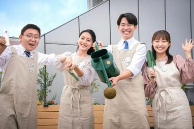 フジテレビ新人アナウンサー4人が笑顔で種まき！お台場で希少な野菜を
