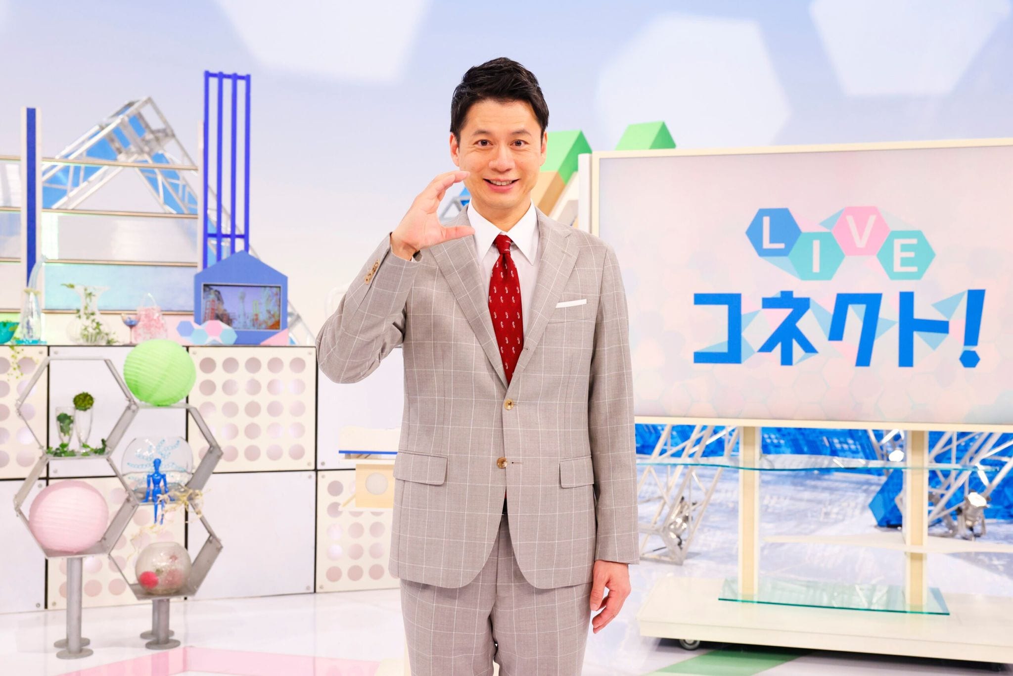 石井亮次 カンテレの土曜お昼の顔に！情報番組『LIVEコネクト 