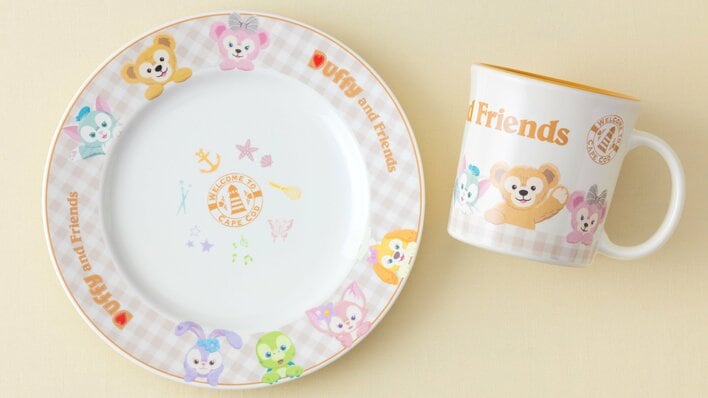ダッフィー＆フレンズの新グッズがあす発売！モフモフなくっつきぬいぐるみやキュートなデザインのトートバッグなど登場