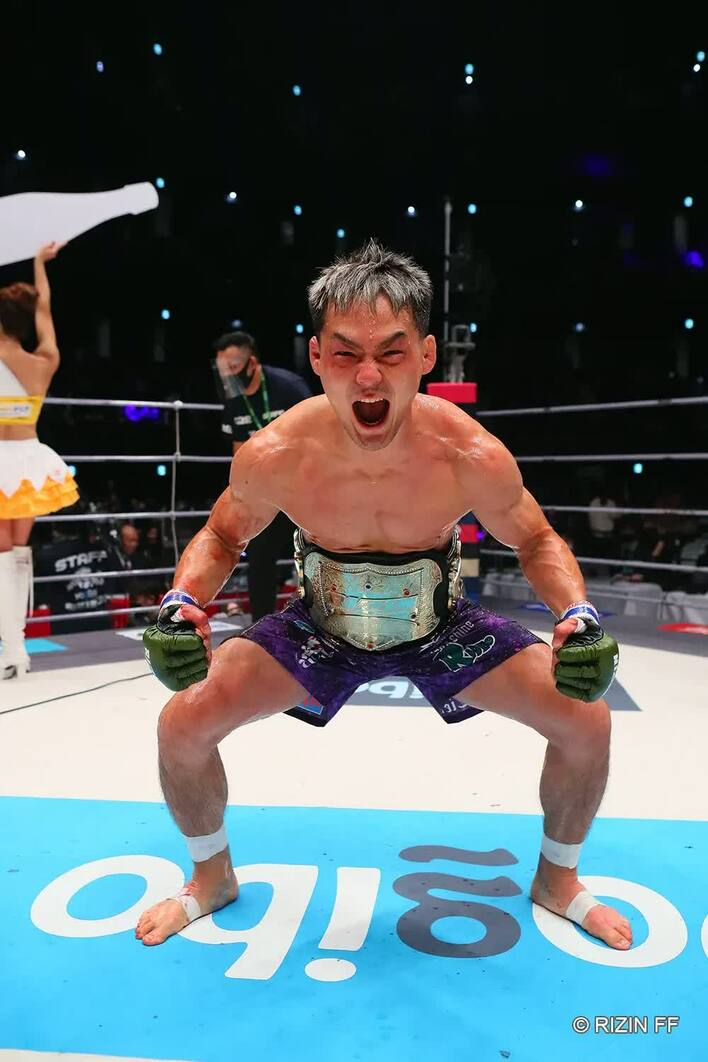 RIZINフェザー級新王者に！牛久絢太郎選手 「母の元に帰って安心させ