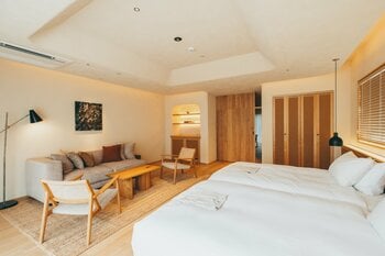奈良を味わう一夜に、心地よい睡眠空間を【昭和西川】の『ムアツ』と『枕』が奈良・若草山麓の「VILLA COMMUNICO」全5室に採用