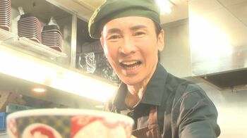 郷ひろみが神店長・広見田に！迷惑客からのクレームに、驚きの対応＆あの決めゼリフも