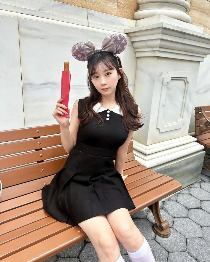 キュートな姿に「17歳の間違いじゃない？」元NMB48“みるきー” 渡辺美