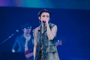 TOMORROW X TOGETHER CDJでHYDE提供楽曲『SSS』を初披露&サプライズ発表にファン歓喜【COUNTDOWN JAPAN 25/26】