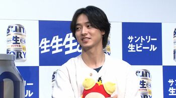 山﨑賢人 お花見ではアクション担当！？上白石萌音からの提案に「飛んでいきそうなブルーシートとか打ちます！」