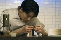 自宅から「Kei」と書かれたノートを見つけたあゆみ（木南晴夏） 昏睡状態の慧（高杉真宙）の心残りとは…『今夜、秘密のキッチンで』第4話予告