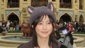 「バレないんですか？」本田翼 “変装なし”でディズニーシーへ！“ふにゃり”笑顔炸裂の完全オフな姿に反響「乗り方のお手本やわ」