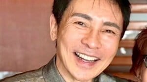 「やっぱり似てますね」郷ひろみ(69) 母の92歳誕生日を“100万ドルの笑顔”で祝福！親子2ショットに「お若いし、お美しい」