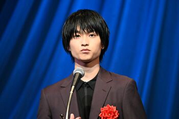奥平大兼 「誰かに何かを与えられる役者に」新人男優賞受賞！プレゼンターに窪塚洋介も登場