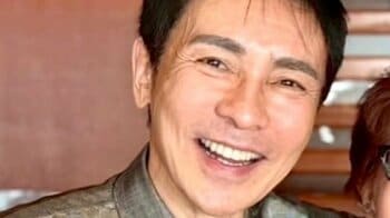 「やっぱり似てますね」郷ひろみ(69) 母の92歳誕生日を“100万ドルの笑顔”で祝福！親子2ショットに「お若いし、お美しい」