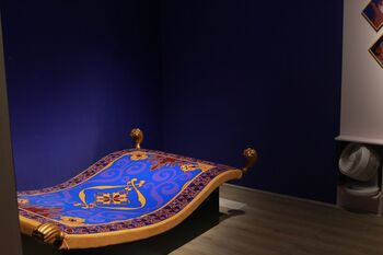 アラジンの魔法のじゅうたんに乗れる！風を感じながら「A Whole New World！」ディズニープリンセスの展示に行ってみた