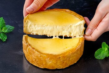 【異次元のザクとろ】衝撃の革命スイーツ「飲めるチーズタルト」9/21限定販売！