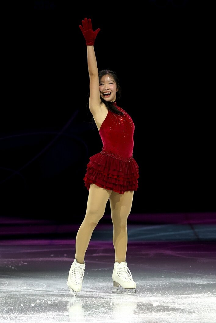 【画像】「このアクスタほしい」髪形ガラリで“ダイヤモンド級”の笑顔を振りまく中井亜美を見る