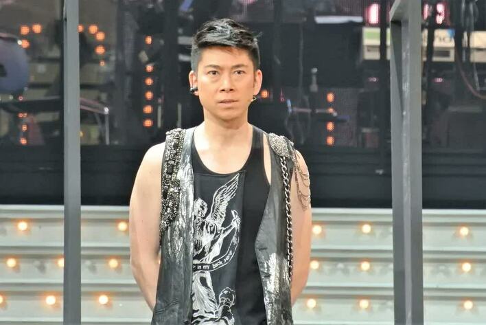 帝劇で、SHOCKの最中、堂本光一さんから直接いただいた限られた枚数しかない写真 帝劇で、SHOCKの最中、堂本光一さんから直接いただいた限られた