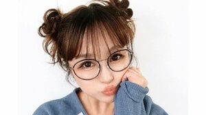 「女子高生やん」鈴木奈々(38) 制服ショット披露！誕生日迎え学校の廊下で撮影したおちゃめな自撮り姿に「似合うー！！」