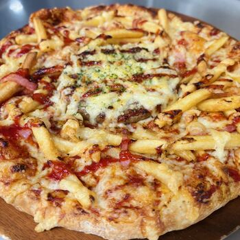 ナチュラルスマイルピザが挑戦！ジャンクフードピザ第一弾を発売