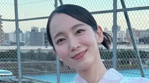 【画像19枚】「隅田川の女神」吉岡里帆の彼女感あふれる浴衣姿ショットを見る