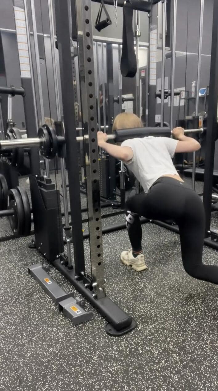 筋トレふうちゃん 1児のママ・最上もが ストイックな筋トレ姿に「モチベ上がるー