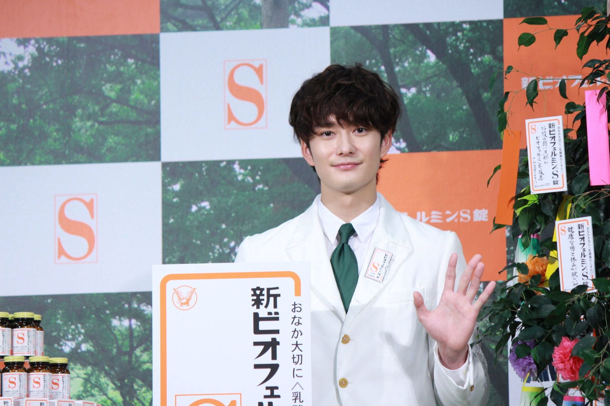 岡田将生が短冊へ願いを込める「今年で32歳になるので…」 | めざまし 