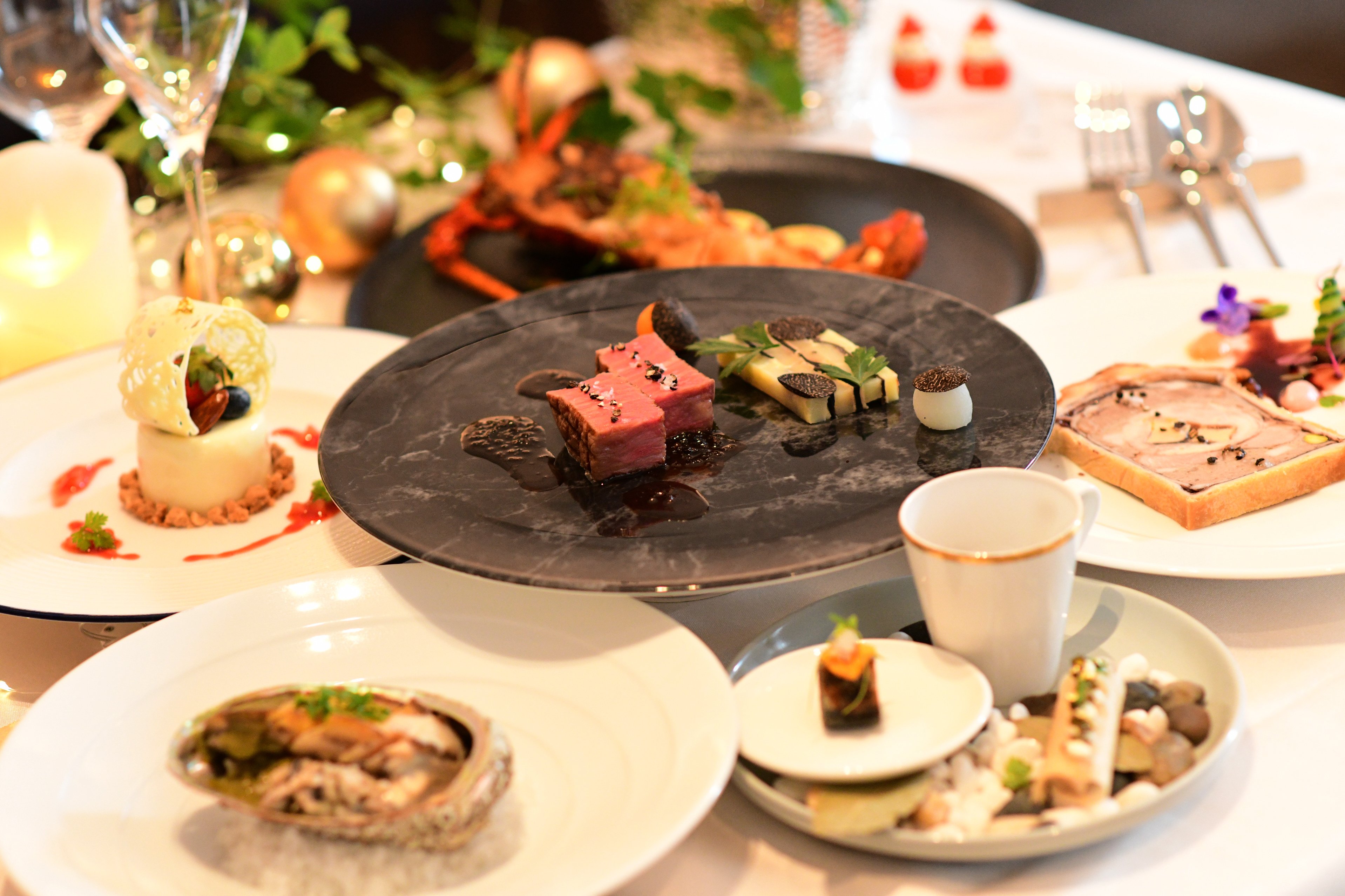 【未使用】エルメス　シュバルドリアン ディナープレート　大皿　クリスマス　おせち 未使用】エルメス シュバルドリアン ディナープレート 大型 クリスマス