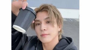 岩田剛典 貴公子感あふれる舞台裏スーツ姿を披露！大人の色気がにじんだ自撮りオフショットに「ドキドキしちゃう」