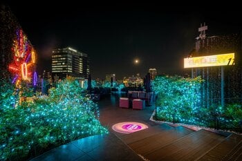 【ホテルインディゴ東京渋谷】渋谷の音楽カルチャーからインスパイアされたイルミネーション “Shibuya Beats & Lights” 12月5日より開催