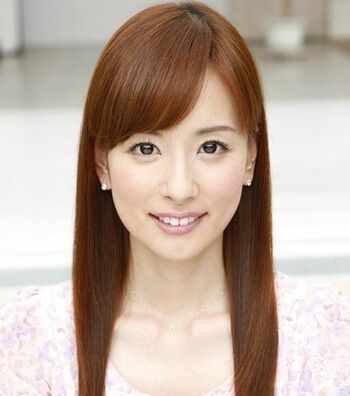 皆藤愛子 涼しげな浴衣姿で見返り美人ショットを公開　高田秋との２Ｓも披露 七夕の夜に「織姫が降りてきた！」