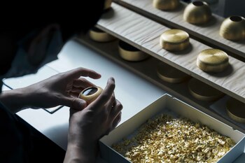 【8月8日・9日開催】箔押し職人の技を間近で体感！金箔の魅力に触れて楽しむ特別イベント「箔の日2026」を開催　in 箔座日本橋