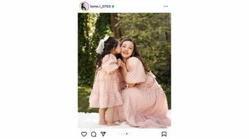 板野友美　2歳の娘“ベビちん”とおそろいコーデ披露　かわいすぎる2ショットに「女神と天使…」と称賛の声