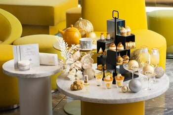 d’Alba × W Osaka「The Golden Glow Afternoon Tea」を開催