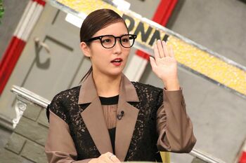 石川恋が早くも2021年のニュースを総括！？川島明が脱力メンバーとの討論で新境地