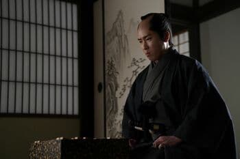 宮舘涼太が不敵な笑み…悪役っぷりにSNS「ゾクゾクした」「怖すぎ」『大奥』