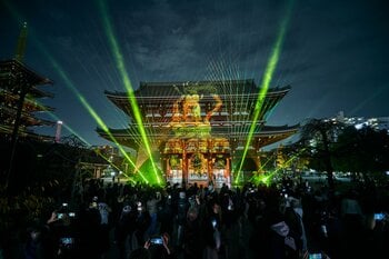 一旗プロデュース「ASAKUSA CULTURE & LIGHTS 2025」の公式記録写真を公開。浅草寺史上初、宝蔵門・五重塔・二天門プロジェクションマッピング。名勝 伝法院庭園と絵馬堂の鑑賞機会。