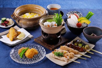 【京都・焼き鳥 串くら本店】京都の夏の風物詩 鱧を味わう『祇園祭コース』を7月1日より販売。炭火串焼きを存分に楽しむ『十串コース』も登場。