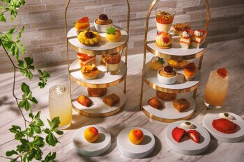 【フォーシーズンズホテル東京大手町】南国フルーツの豊かな甘み「エキゾチックサマーアフタヌーンティー」