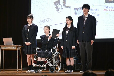 宇宙食候補への選出から1年半！結果を待ちわびる朝野（北村匠海）と生徒たち…木島（神木隆之介）の判定は『サバ缶、宇宙へ行く』第9話予告