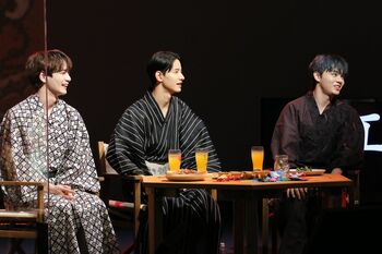 JO1佐藤・鶴房・豆原、“エヴァ”に興味津々！「使徒って何ですか」の質問に、かまいたち山内の答えは？