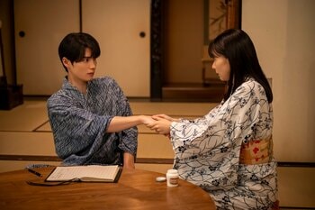 手紙、銭湯…なつ美（芳根京子）と瀧昌（本田響矢）は思い出を語りながら穏やかな時間を過ごす＜『波うららかに、めおと日和』第1話あらすじ完全版＞