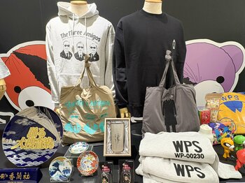 【踊る大捜査線】新作＆復刻グッズ大紹介！青島キューピー、スリーアミーゴスと室井慎次スウェット、ホワイトベアぬいぐるみも登場『踊る大捜査線 THE MUSEUM～事件は銀座三越で起きている！～』