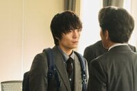 【場面写真追加】少女を誘拐した男が逮捕される！事件発覚時から様子のおかしい鴨居（岡山天音）の過去が明かされ…『さよならノワール』第9話予告