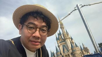 ミキ昴生 ディズニーランドで「スペース・マウンテンにさよならを」 家族で大満喫！ドナルドダックと写真撮れず“伯父”と2S
