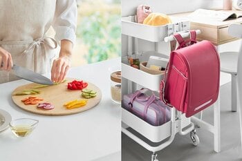 【山崎実業 新商品のお知らせ】 さまざまな食材を一度にカットできる丸いまな板や、おうちのスチールワゴンに取り付けるランドセル＆リュックハンガーなど、新商品が発売になりました。