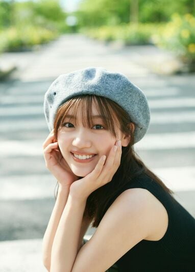 【直筆サイン入り】佐々木美玲 フライヤー 日向坂46 君はハニーデュー シブツタ 日向坂46 佐々木美玲 1st写真集『陽射しのパレード』の発売を
