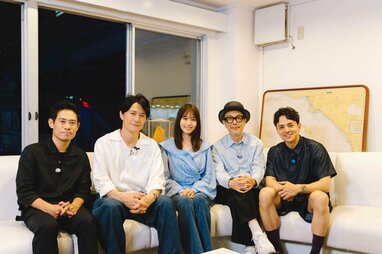 福山雅治が有村架純、伊藤淳史、満島真之介、リリー・フランキーと横浜