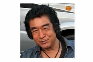 藤岡弘、愛車のキャンピングカーで家族旅満喫ショット公開！自然に囲まれながら子どもたちと夏キャンプする様子に「かっけぇ親父やなあ」「80歳には見えません」