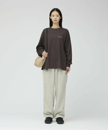 日常でも使いやすい機能性とデザインを備えた新たなボトムスシリーズ「Technical Corduroy」シリーズ　9月18日（金）より発売