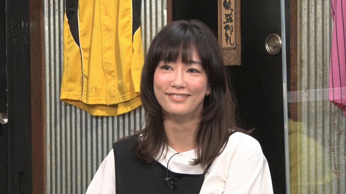 18歳の水川あさみの膝にまたがった！？浜田の衝撃の行動に一同ドン引き！