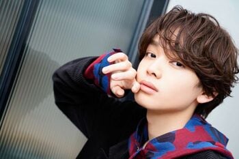 祝17歳！宮世琉弥が 1分自己PRとセルフィーに初挑戦！「僕は自由に生きてます（笑）」