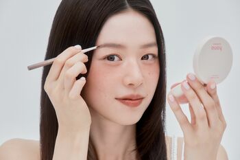 ファミリーマート限定「hana by hince」1周年！ブランド初のアイブロウペンシル発売でフルメイクが可能に色持ちが自慢のリップティントは春カラー３色新登場！