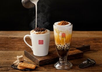 タピオカミルクティー発祥の台湾カフェ「春水堂（チュンスイタン）」12/5(金)から待望の黒糖ドリンク『黒糖琥珀タピオカラテ』が新登場！